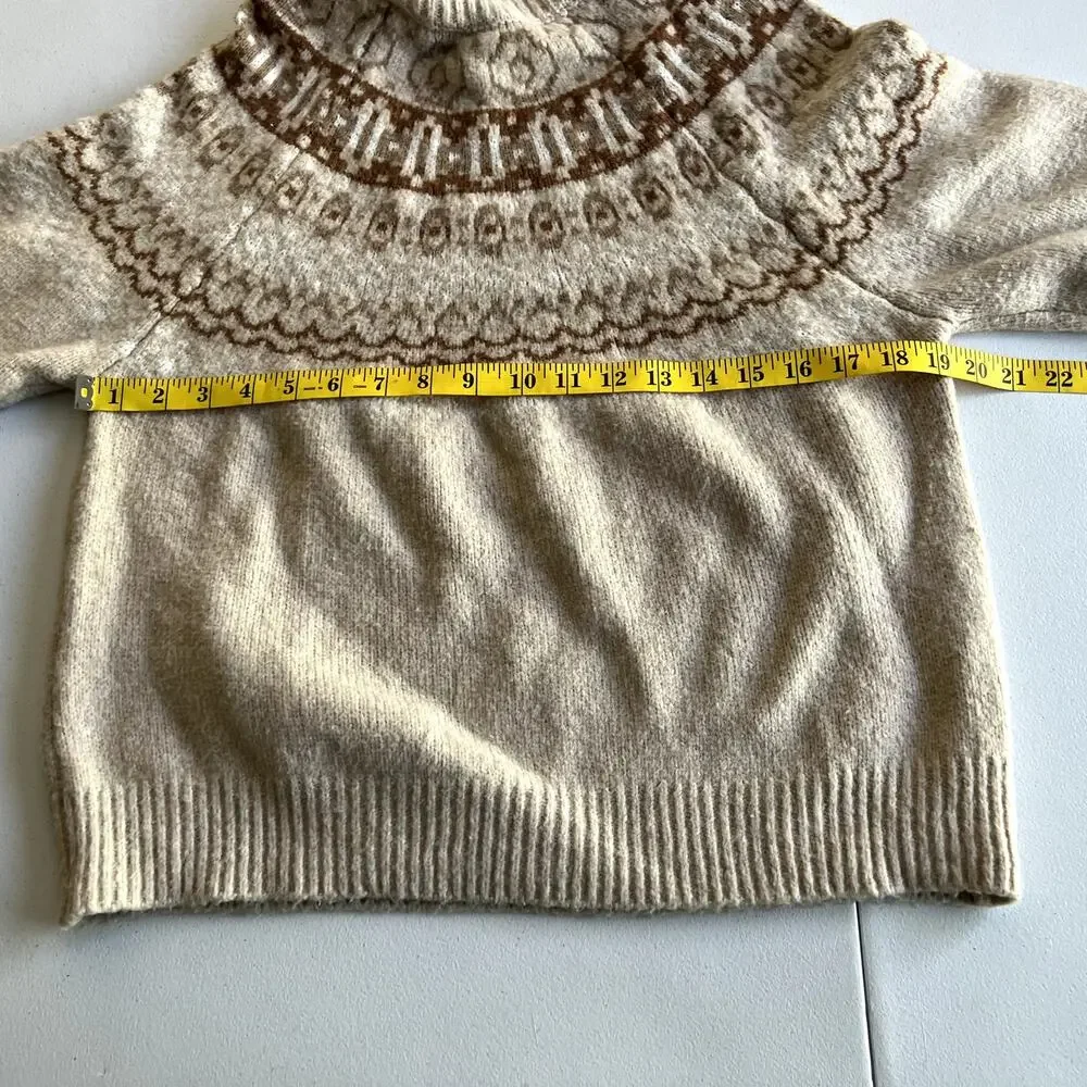Cupcakes and Cashmere Sweater Women Medium Beige Knit Fair Isle Knit Pullover